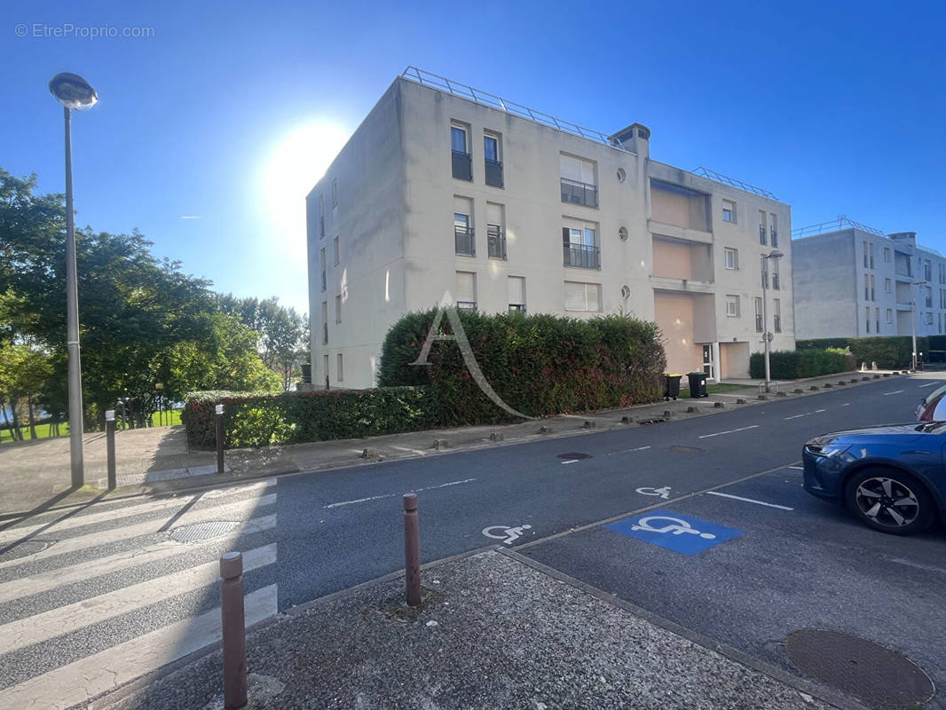 Appartement à TORCY