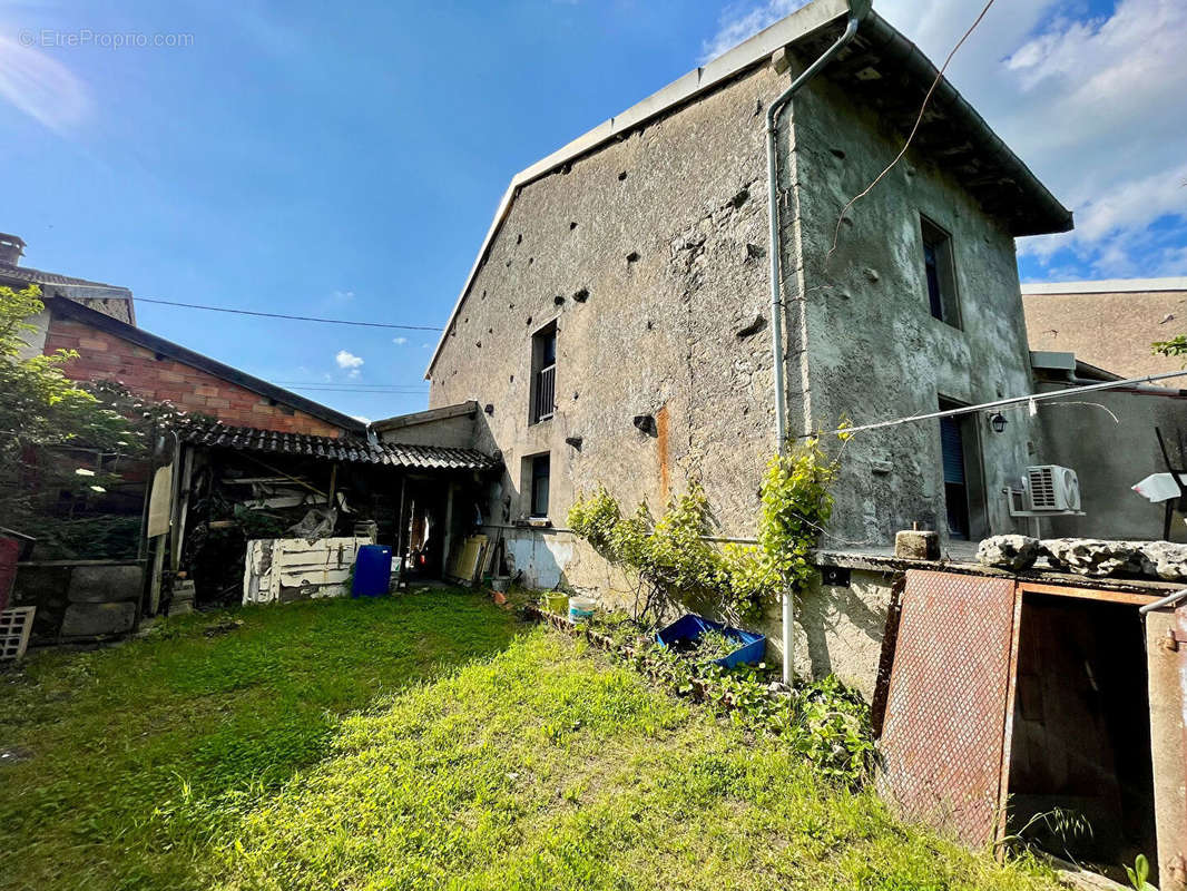 Maison à TREVERAY