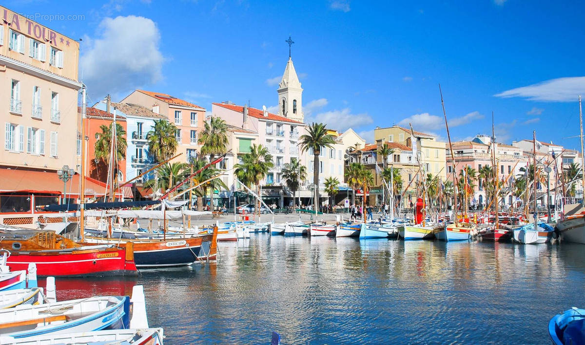 Commerce à SANARY-SUR-MER