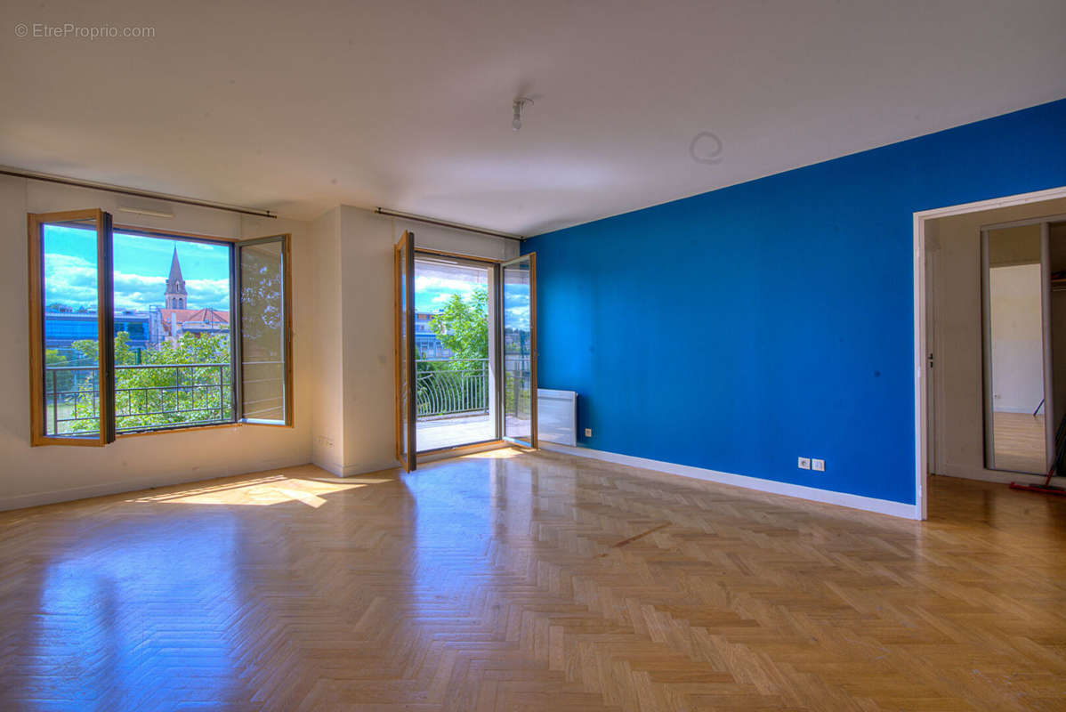Appartement a louer garches - 5 pièce(s) - 95 m2 - Surfyn