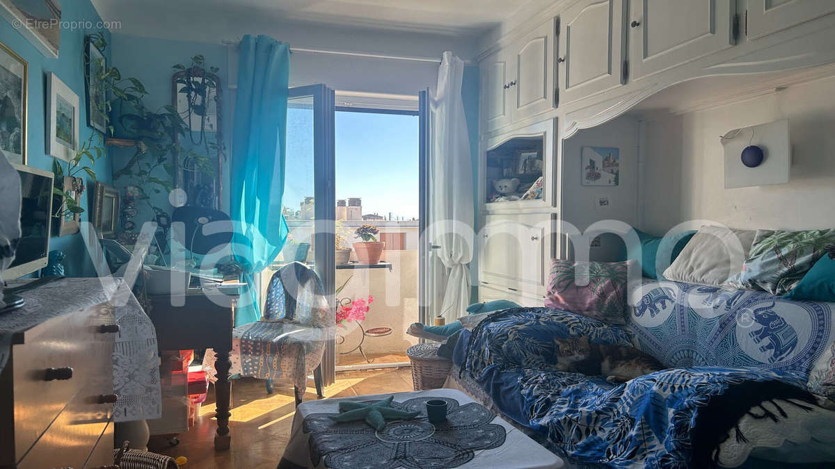 Appartement à MARSEILLE-8E