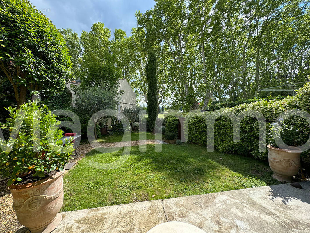 Appartement à LOURMARIN