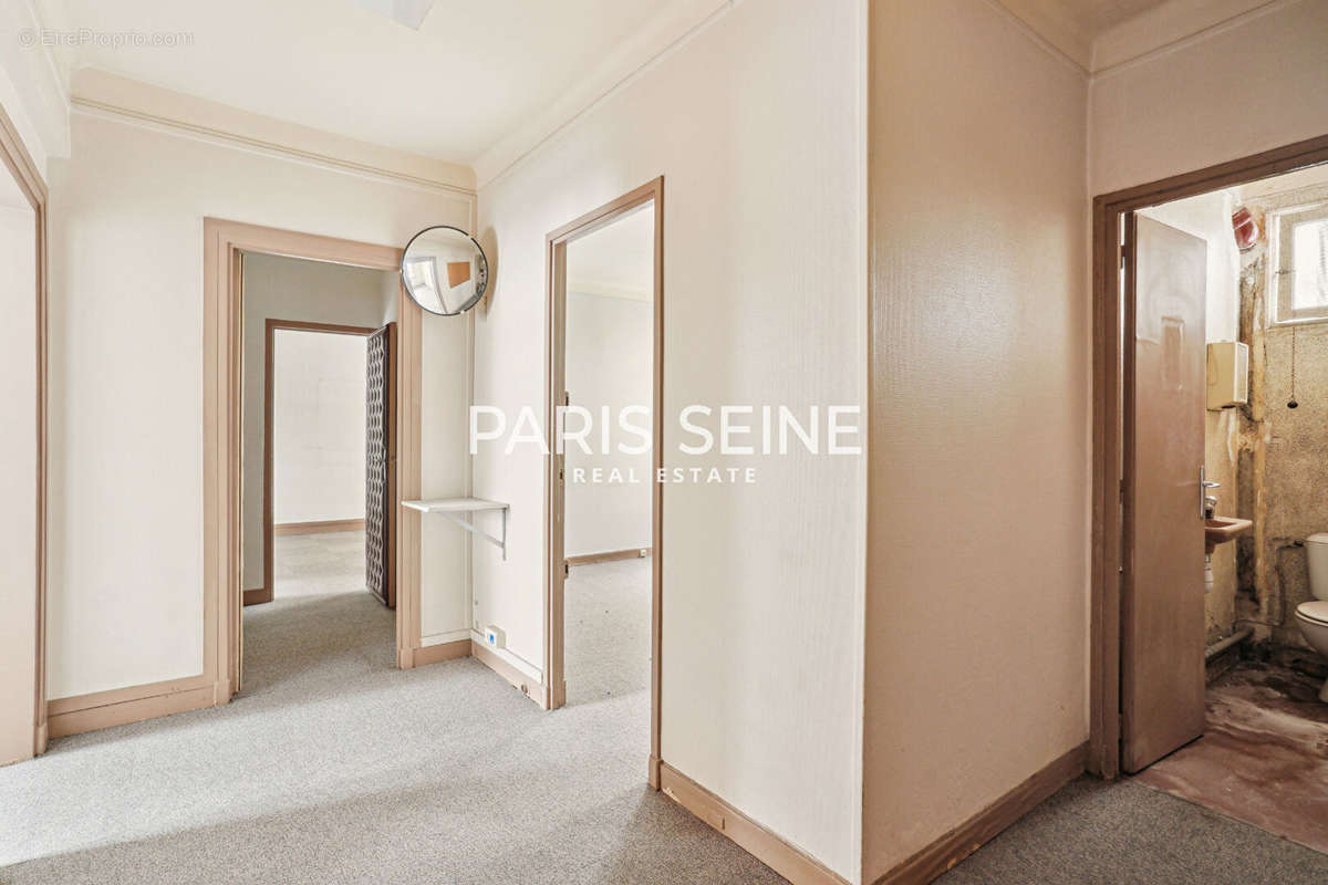 Appartement à PARIS-9E