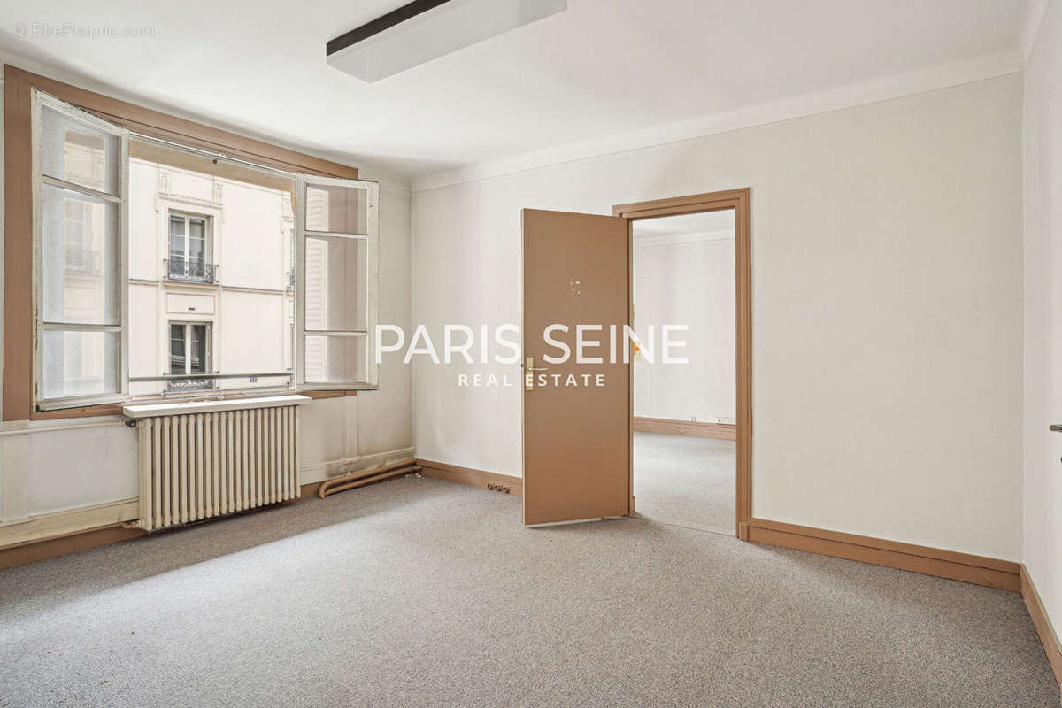 Appartement à PARIS-9E