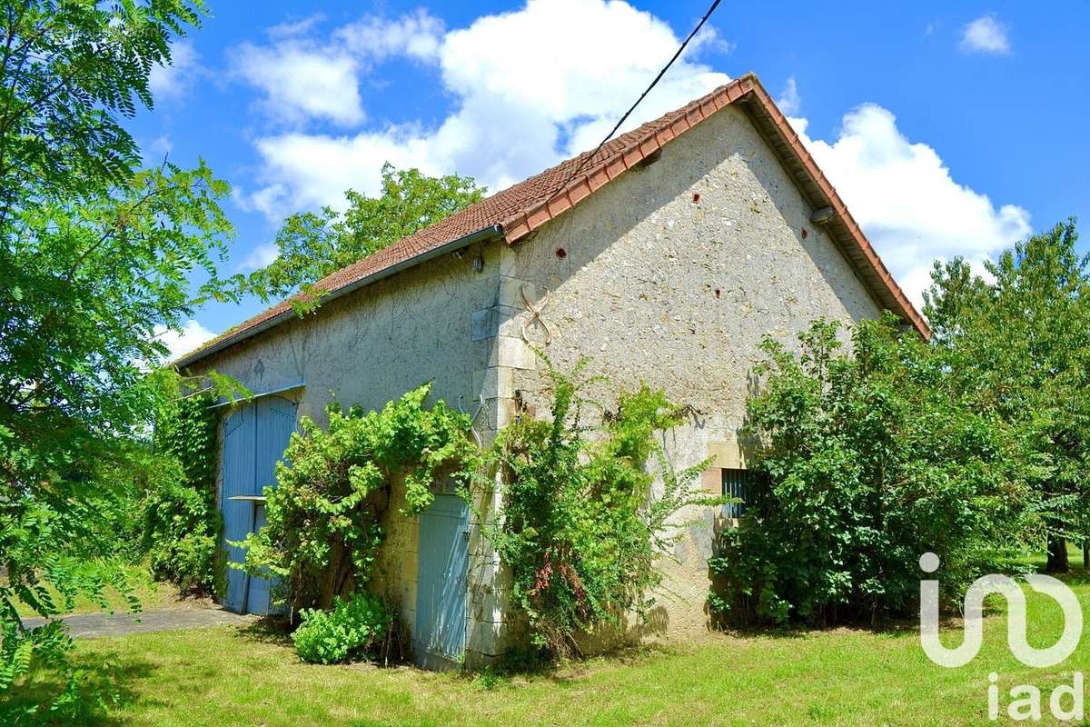 Photo 2 - Maison à PAIZAY-LE-SEC