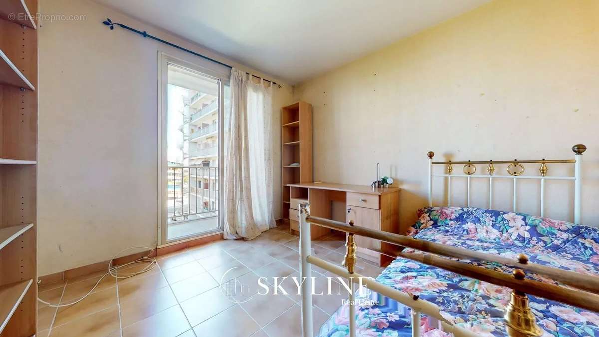 Appartement à MARSEILLE-3E