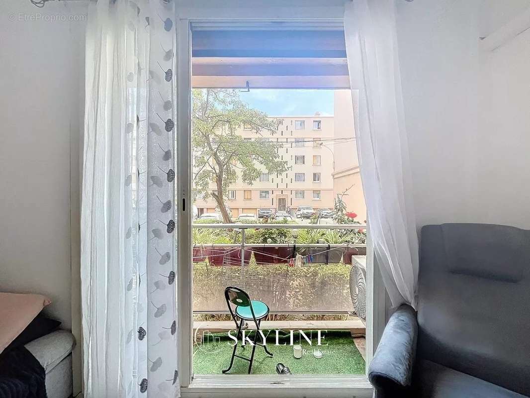 Appartement à MARSEILLE-10E