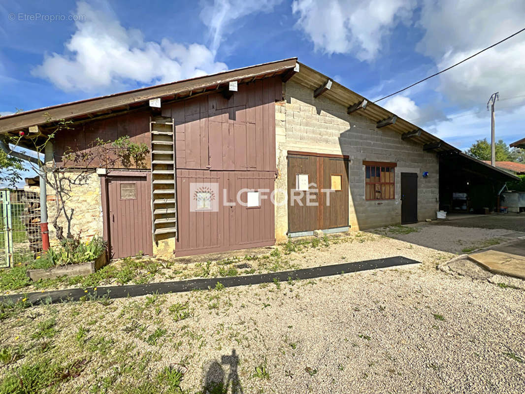 Maison à COLIGNY