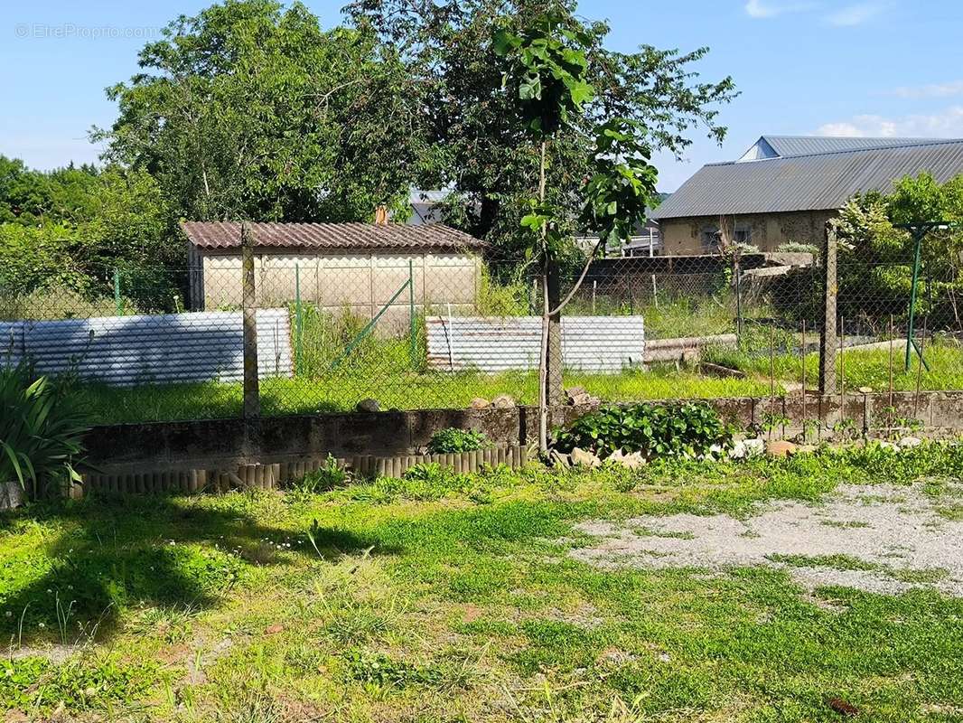 Maison à PONTACQ