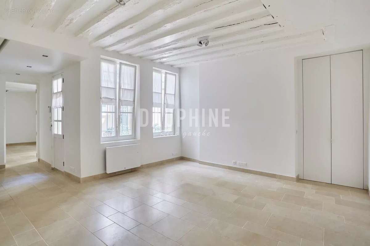 Appartement à PARIS-6E