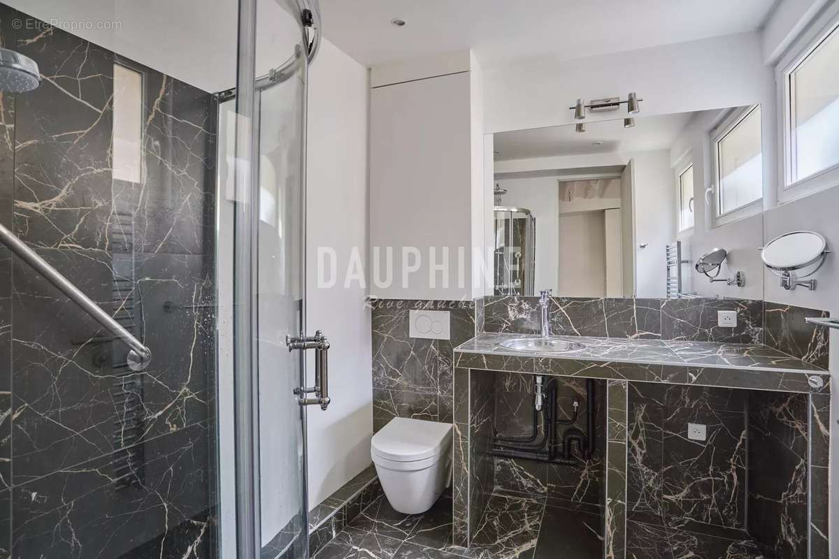 Appartement à PARIS-6E