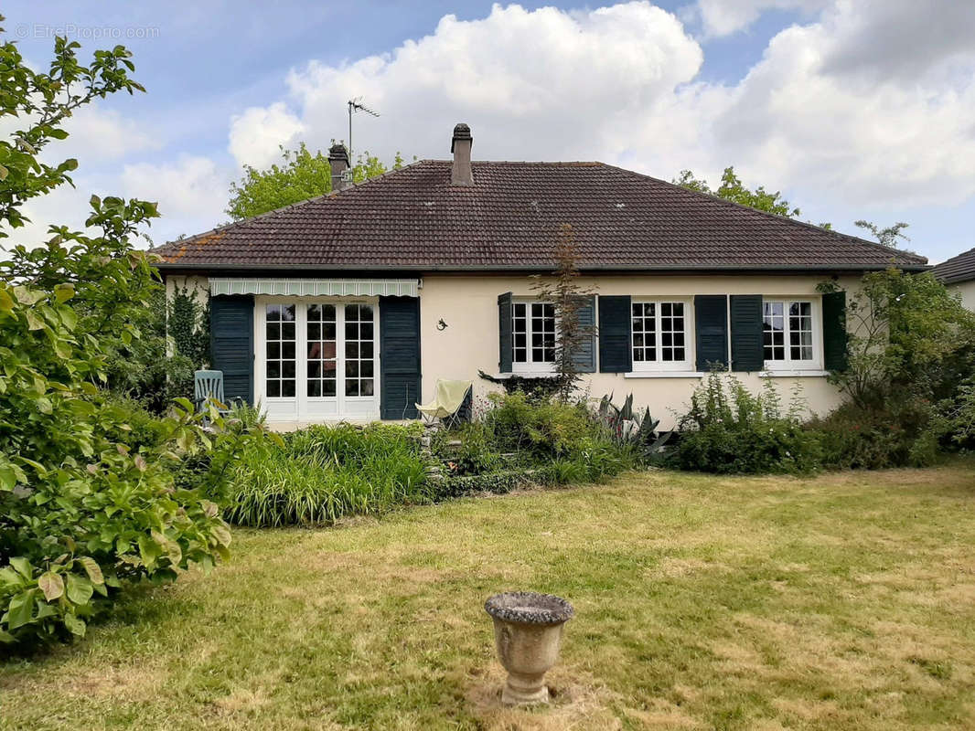 Maison à BEAUVAIS