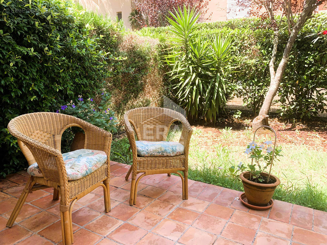 Appartement à MOUGINS