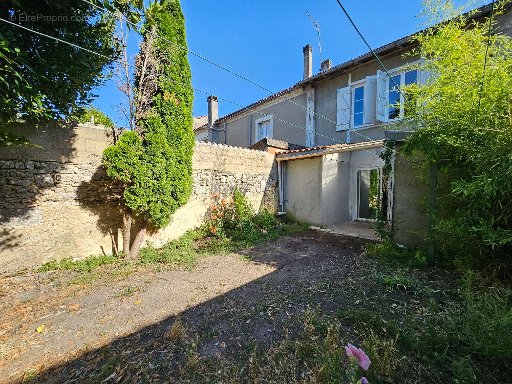 Maison à ANGOULEME