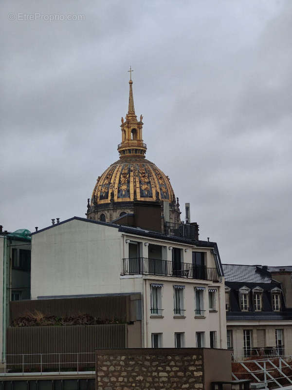 Appartement à PARIS-7E