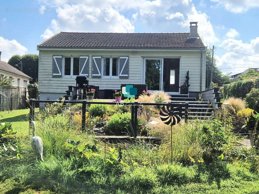 Maison à SAINT-JACQUES-SUR-DARNETAL