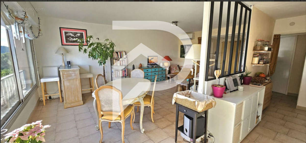 Appartement à DRAGUIGNAN