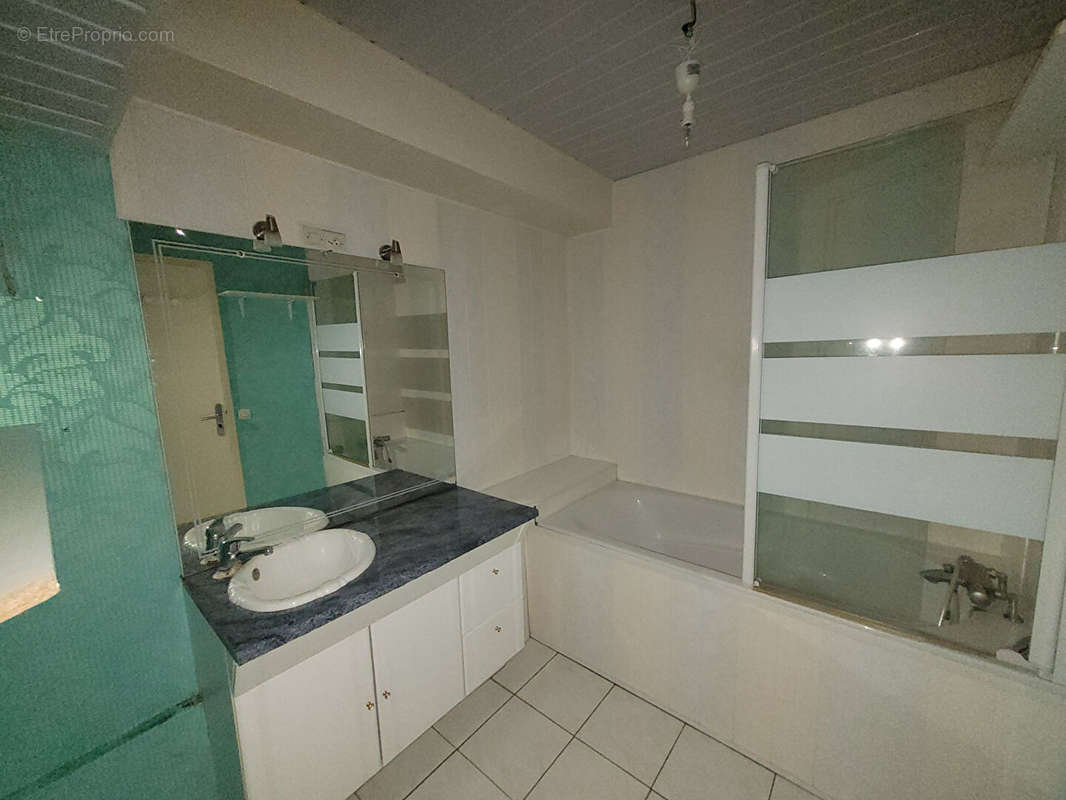 Appartement à LONGUENESSE