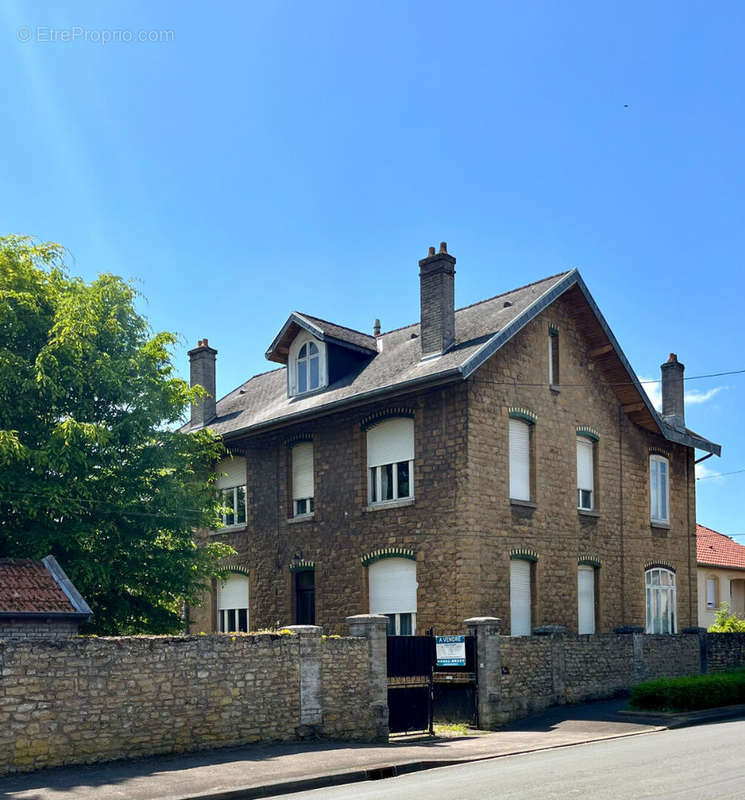 Maison à BRIEY