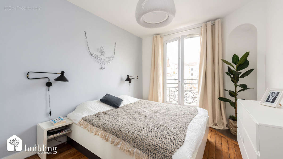 Appartement à LEVALLOIS-PERRET