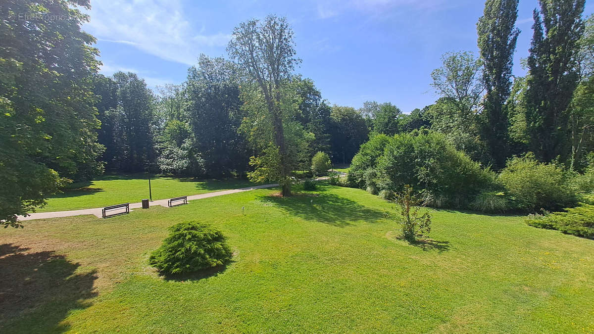 Appartement à SAINT-REMY-LES-CHEVREUSE