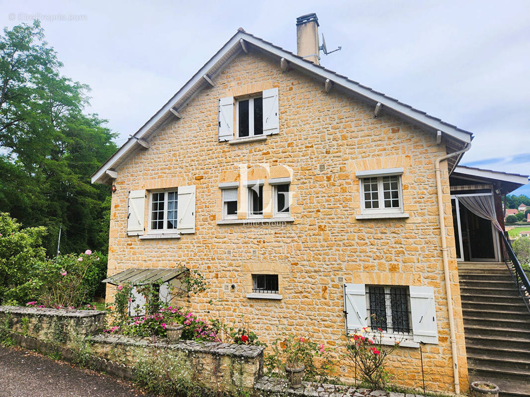 Maison à SARLAT-LA-CANEDA