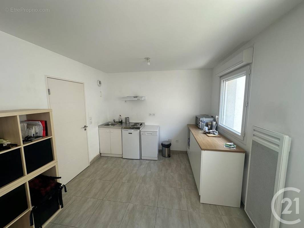 Appartement à MARSEILLE-4E