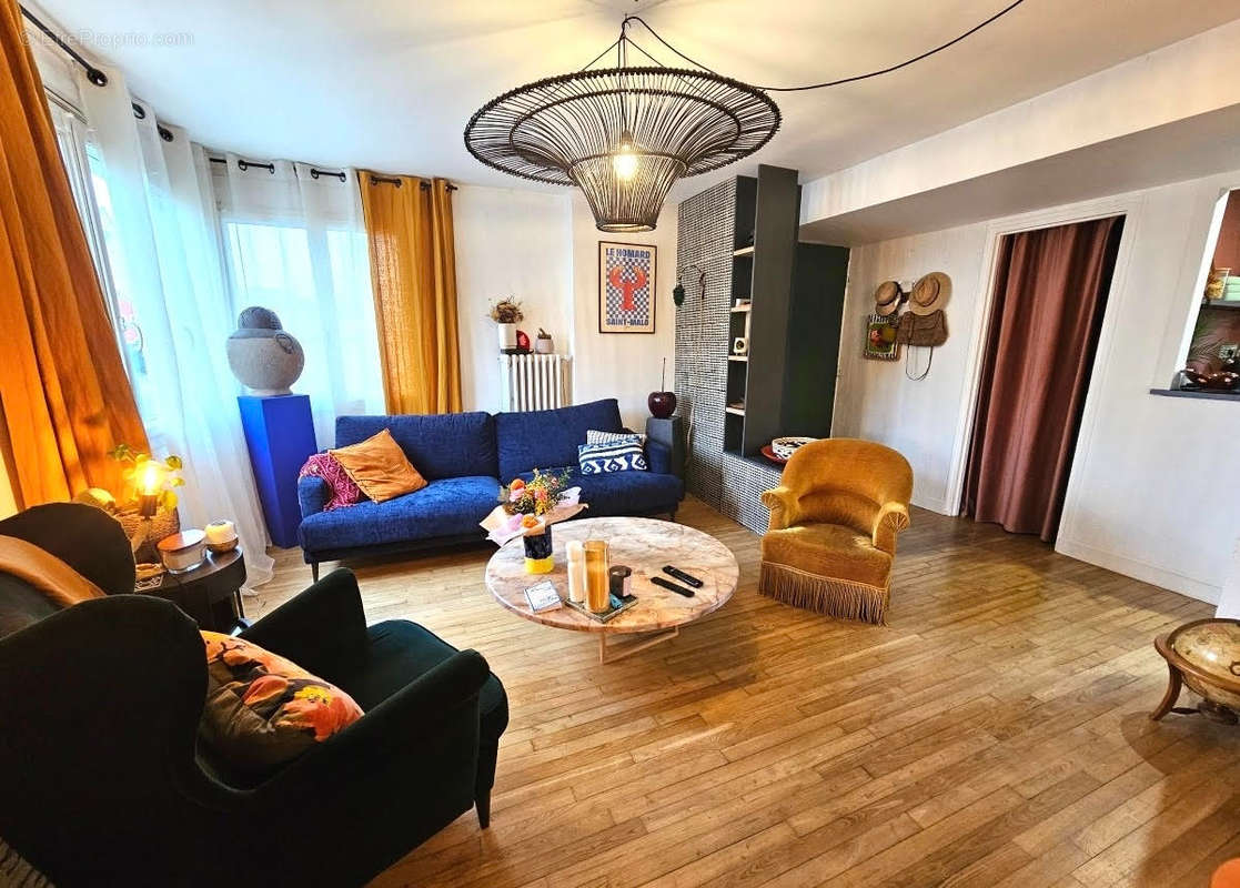 Appartement à NANTERRE