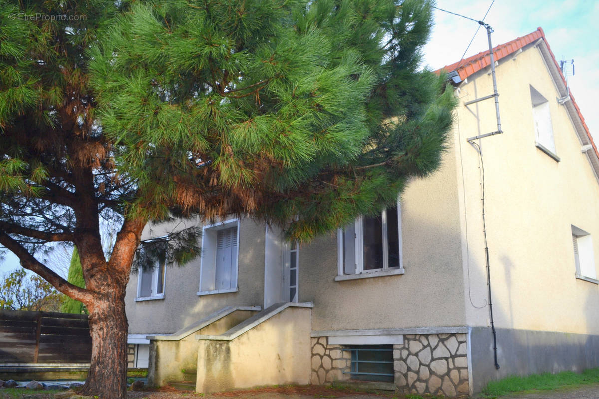 Maison à CHATELLERAULT