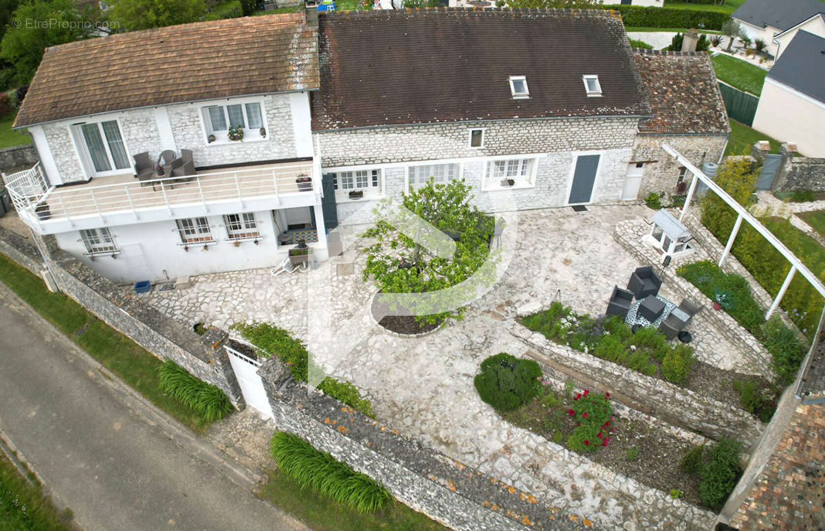 Maison à VILLIERS-EN-DESOEUVRE