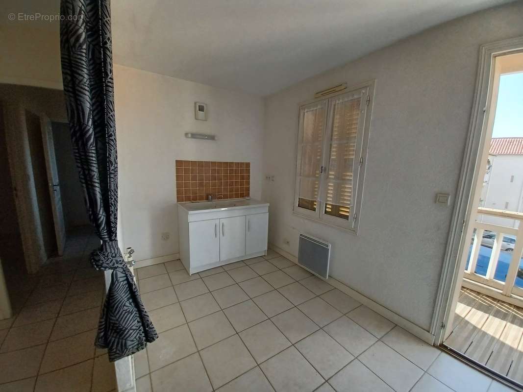 Appartement à COURCON