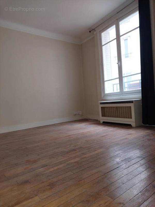 Appartement à PARIS-19E