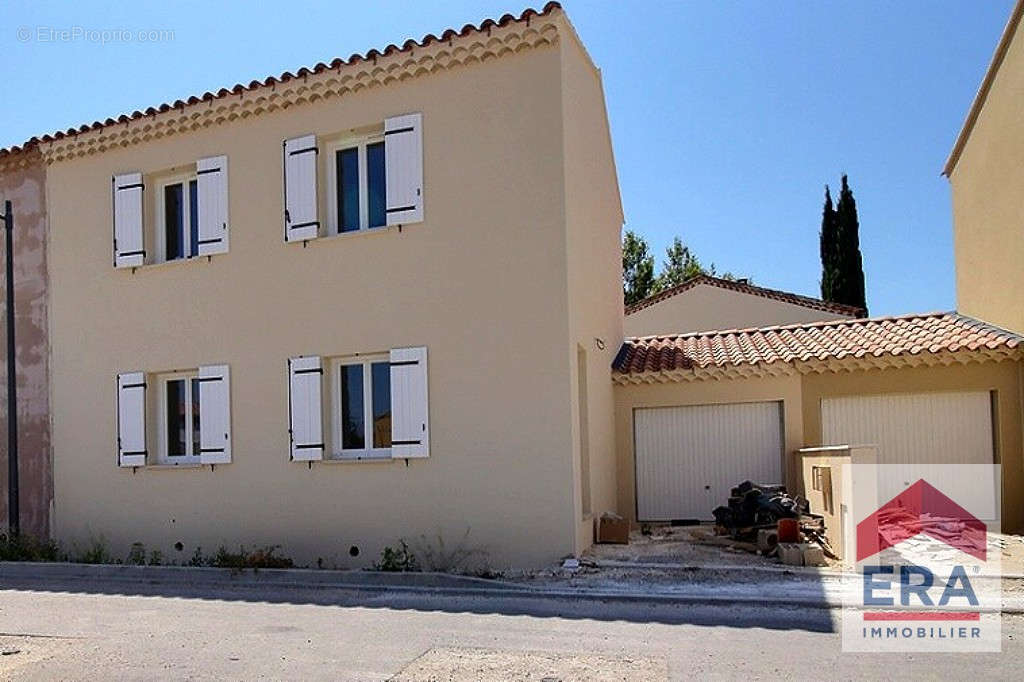 Maison à SARRIANS