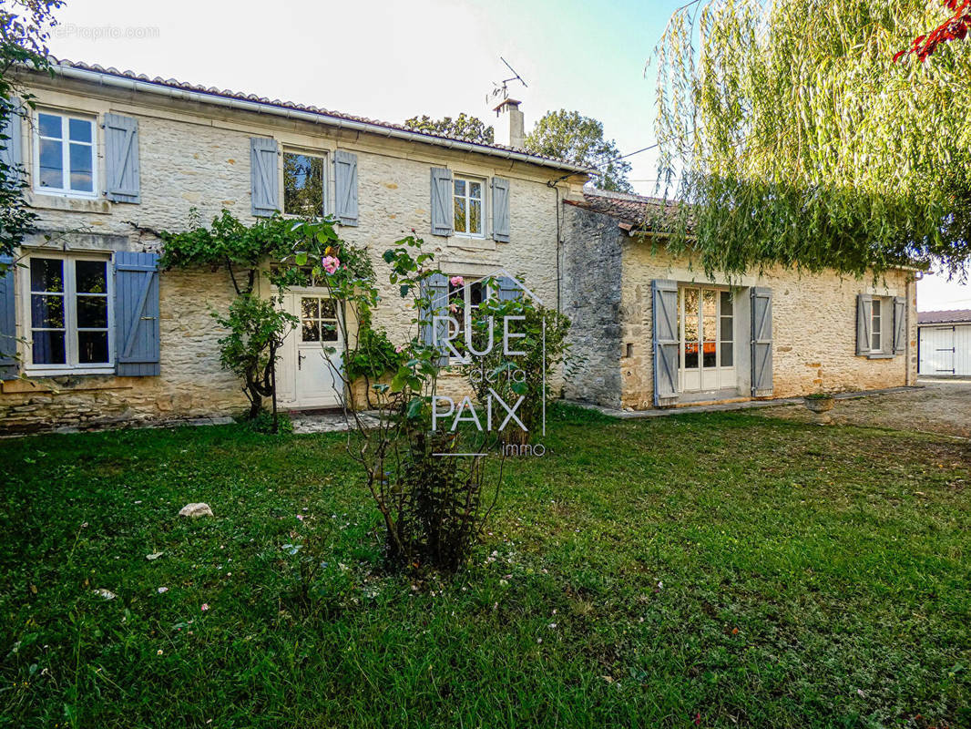 Maison à CHERVES