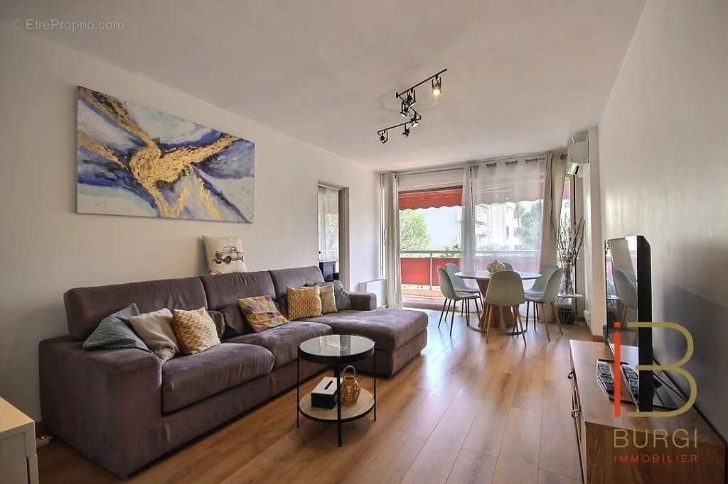 Appartement à SAINT-RAPHAEL