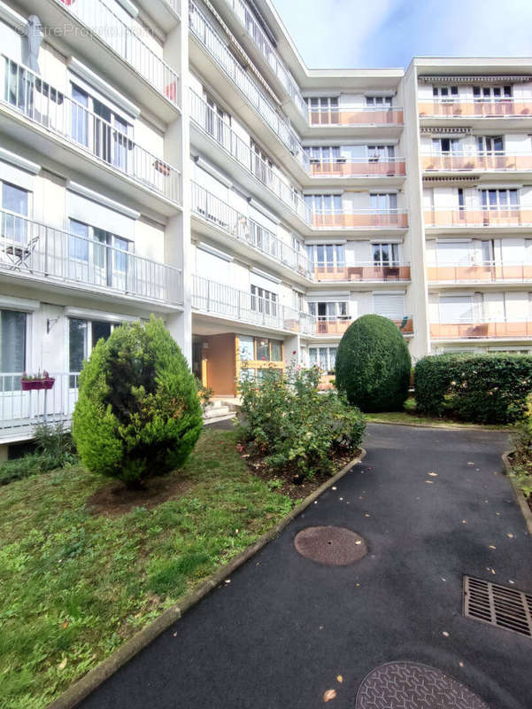 Appartement à ROSNY-SOUS-BOIS