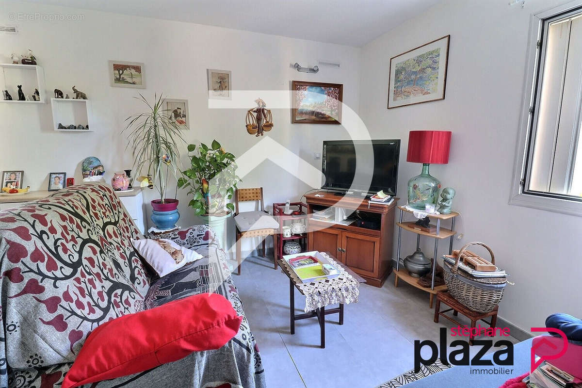 Appartement à HYERES