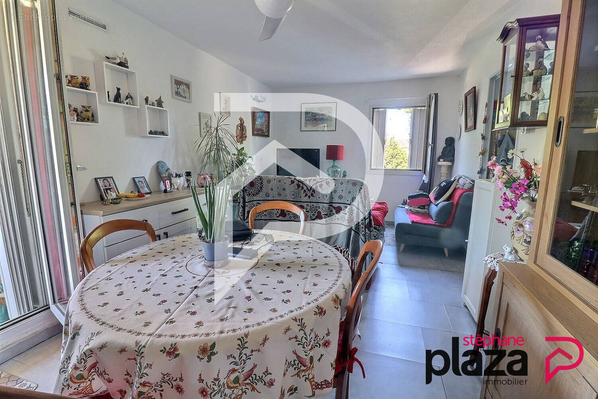 Appartement à HYERES