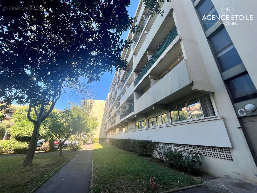 Appartement à AIX-EN-PROVENCE