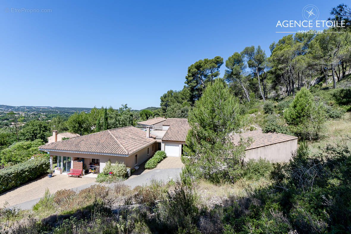 Maison à BOUC-BEL-AIR