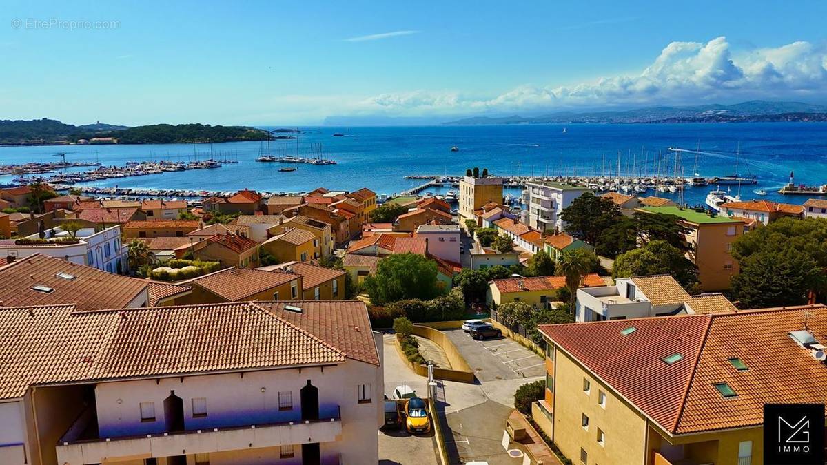 Appartement à SIX-FOURS-LES-PLAGES