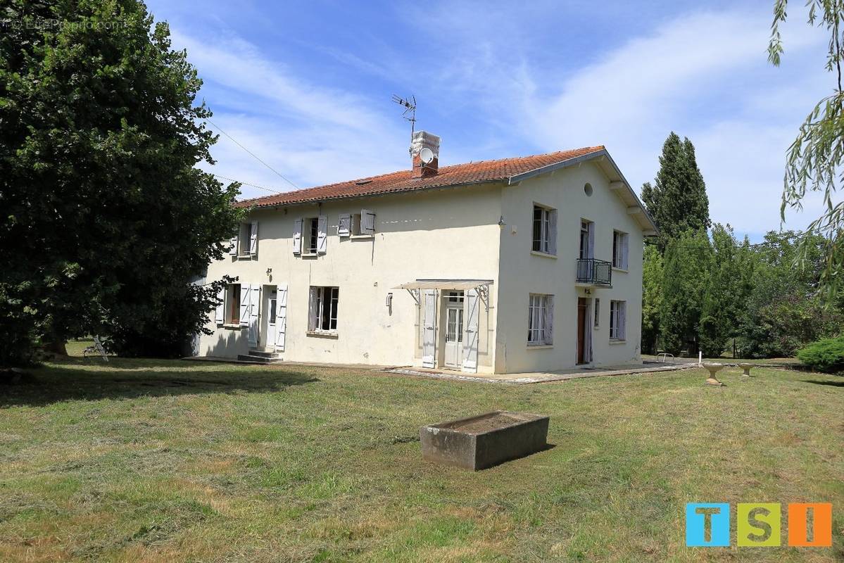 Maison à CASTIES-LABRANDE