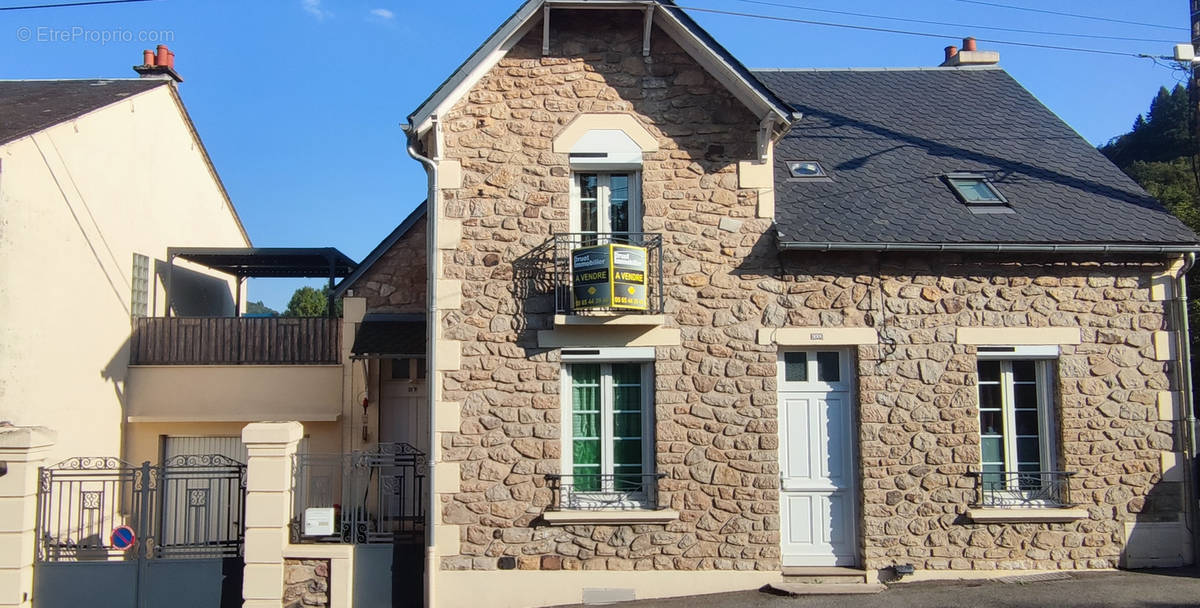 Maison à ESPALION