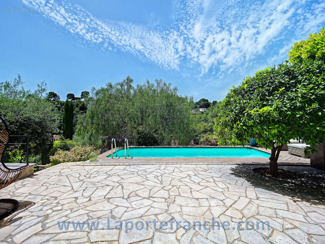 Maison à CAGNES-SUR-MER