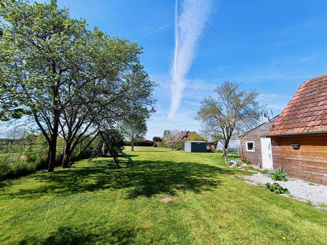 Maison à BEMECOURT