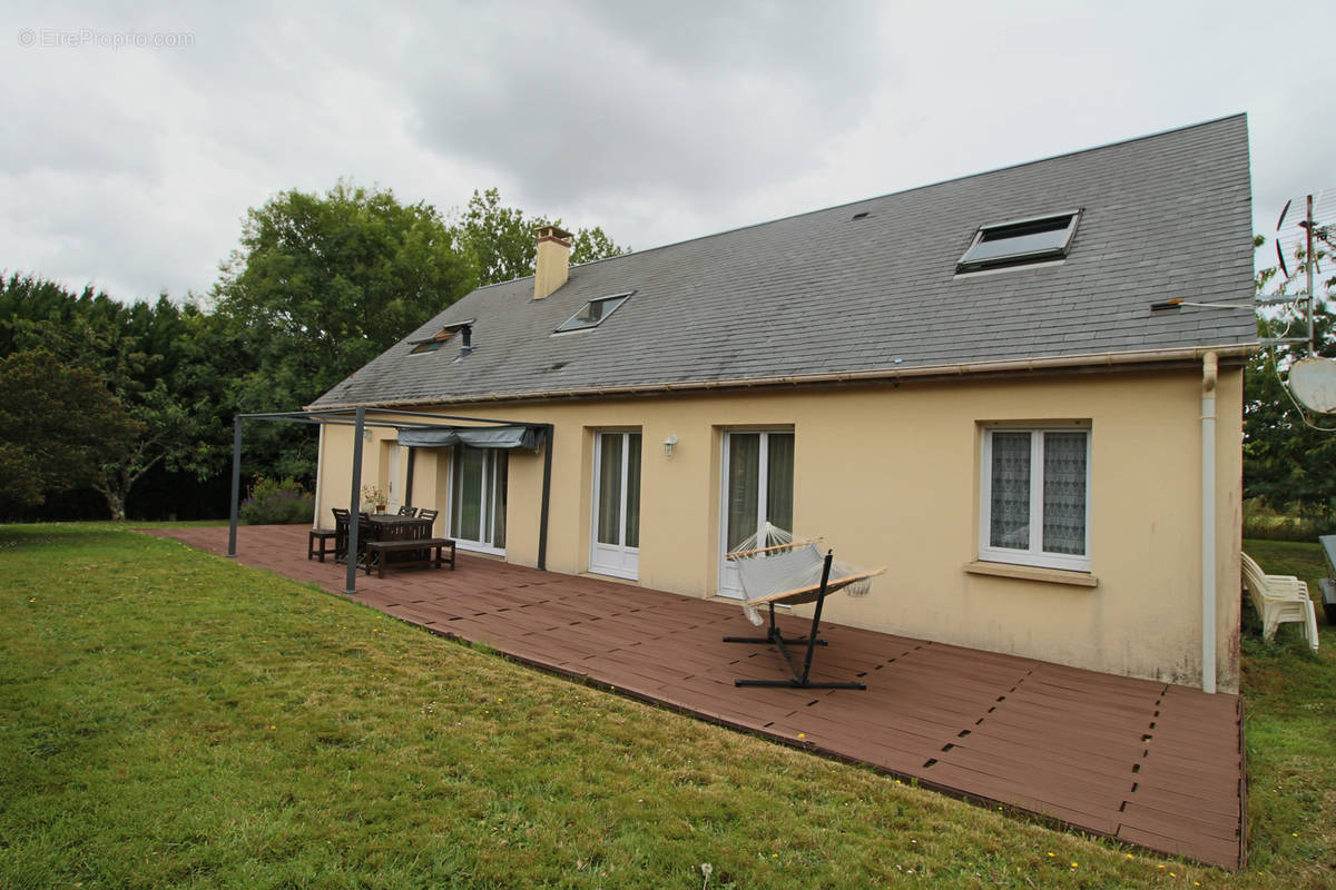 Maison à LE MOLAY-LITTRY