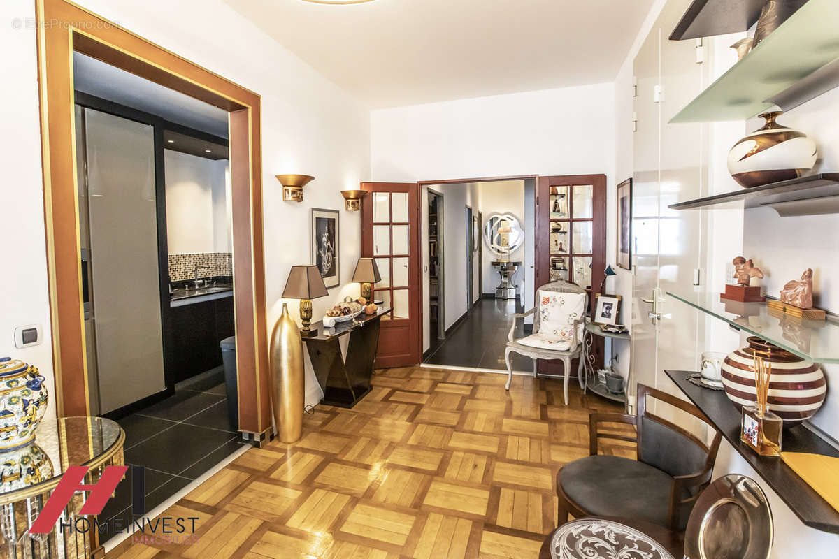 Appartement à MARSEILLE-8E