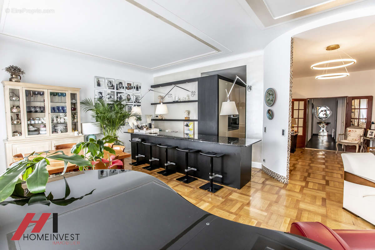 Appartement à MARSEILLE-8E