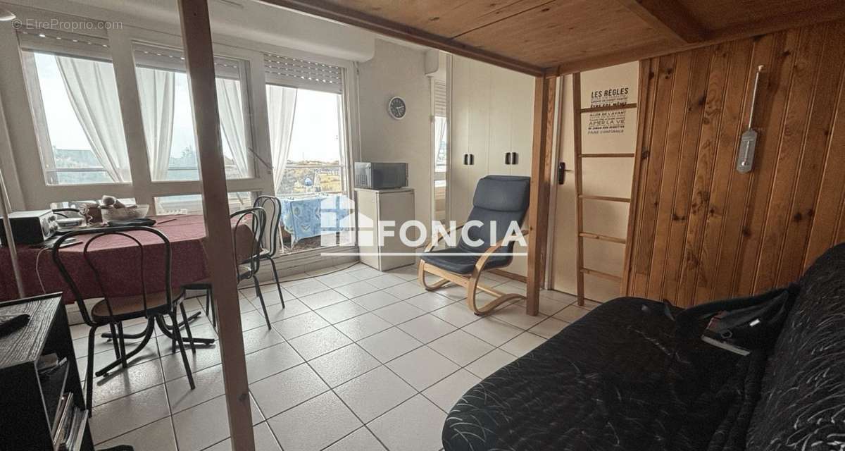 Appartement à COURSEULLES-SUR-MER