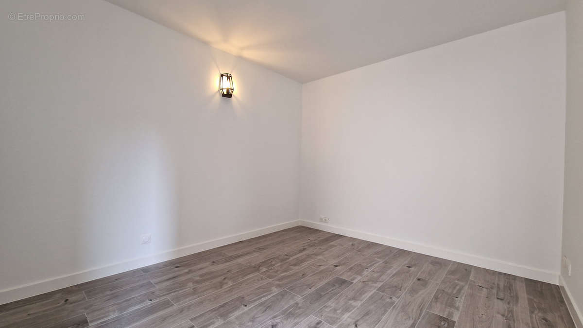 Appartement à COLOMBES